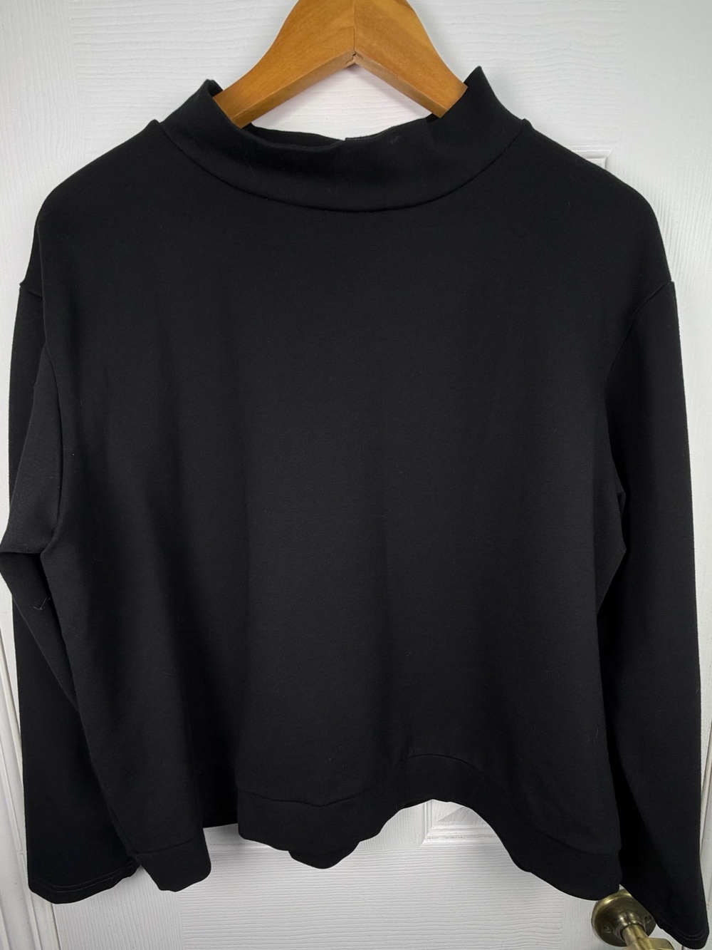 Smash + Tess Black Cropped Mock Neck Sweatshirt XL Boxy Athleisure Pullover